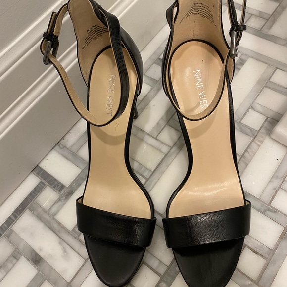 Nine West Leather high heel sandals - Size 9 - Picture 2 of 3